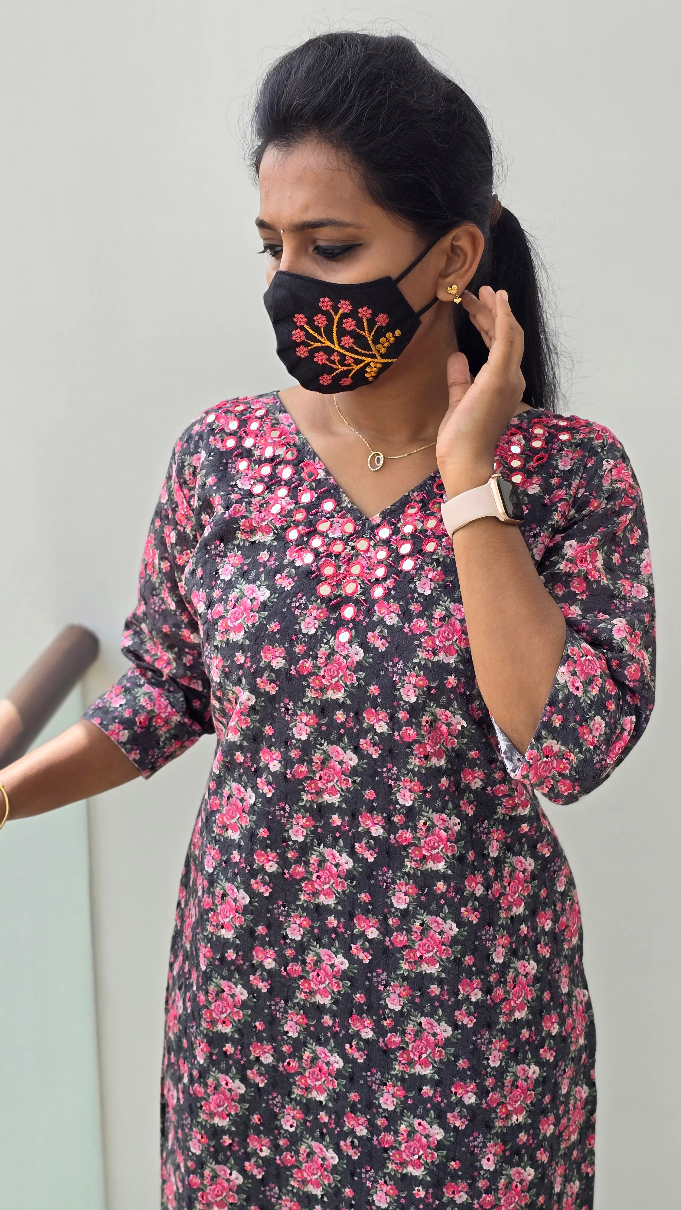 Hakoba Kurti (1512)c2 - Image 4